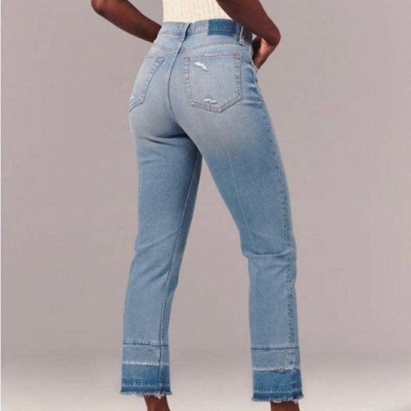 A&F Curve Love Ultra High Rise Ankle Straight in Medium Blue Wash 26 - Picture 2 of 11